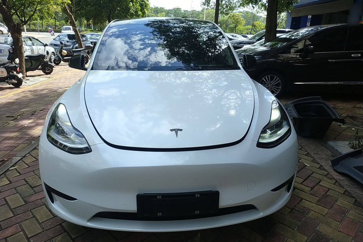 特斯拉 Model Y 2022款 改款 后轮驱动版车身外观6001