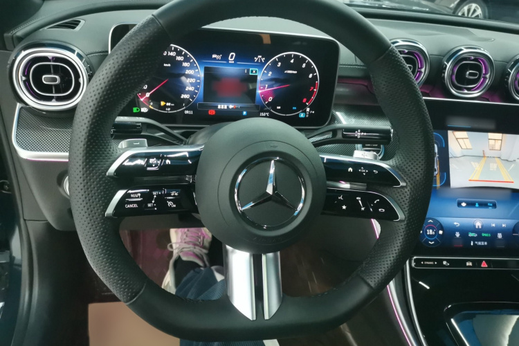 奔驰C级 2024款 改款二 C 260 L 皓夜运动版局部细节13