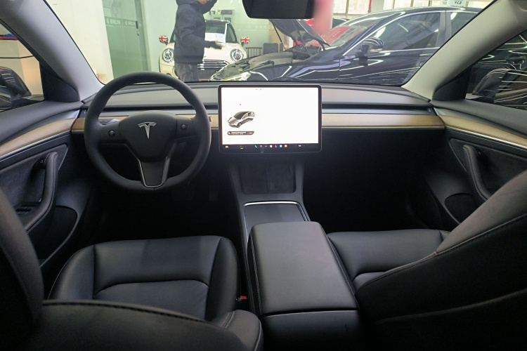 特斯拉 Model 3 2021款 标准续航后驱升级版中控内饰12