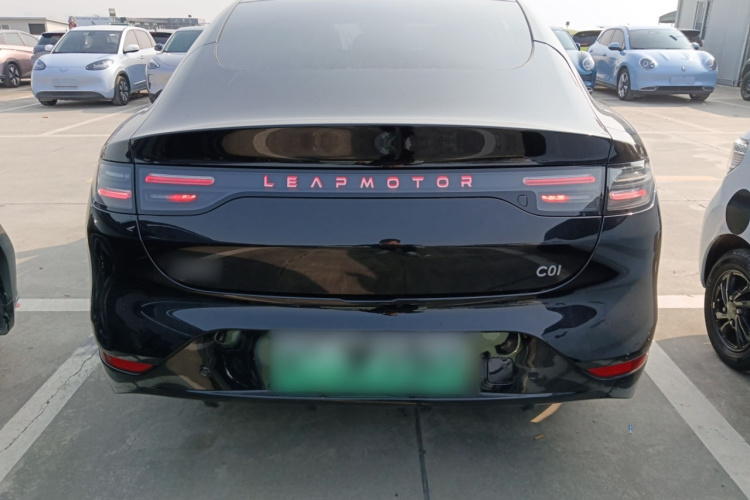 零跑汽车 零跑C01 2024款 纯电 525尊享版车身外观6004