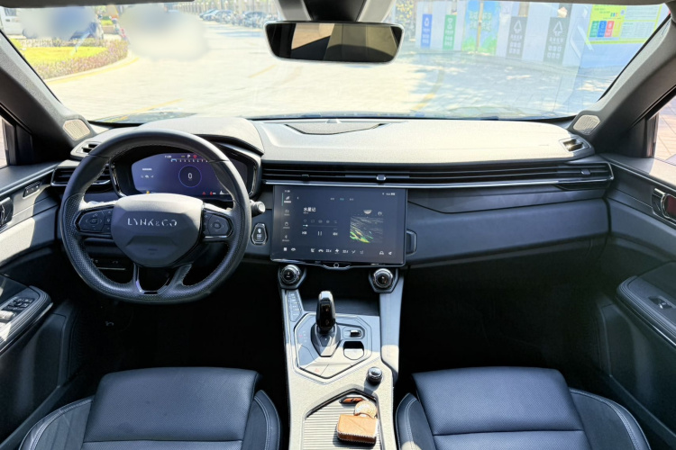 领克01 2021款 2.0TD 四驱暗夜版中控内饰7005