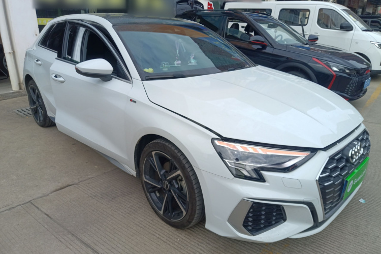 奥迪A3 2023款 改款 Sportback 35 TFSI 时尚运动型车身外观6002