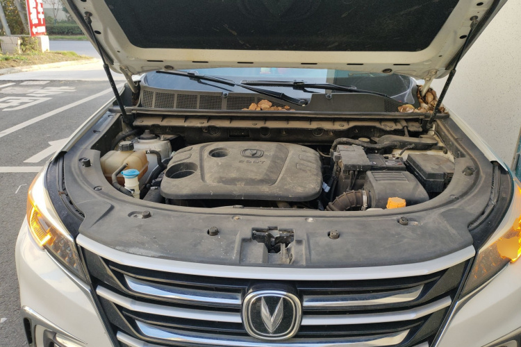 长安CS85 COUPE 2019款 1.5T DCT动版 国VI机舱底盘24