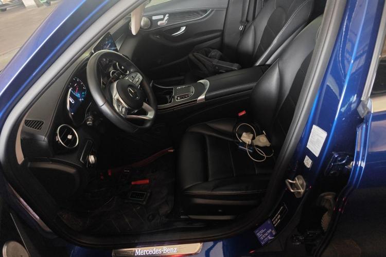 奔驰C级 2020款 改款 C 260 L 运动版局部细节19