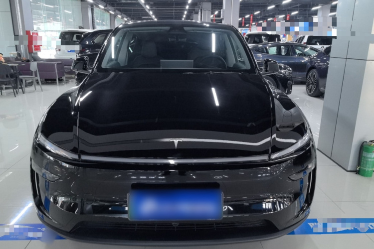 特斯拉 Model Y 2025款 后轮驱动版车身外观6001
