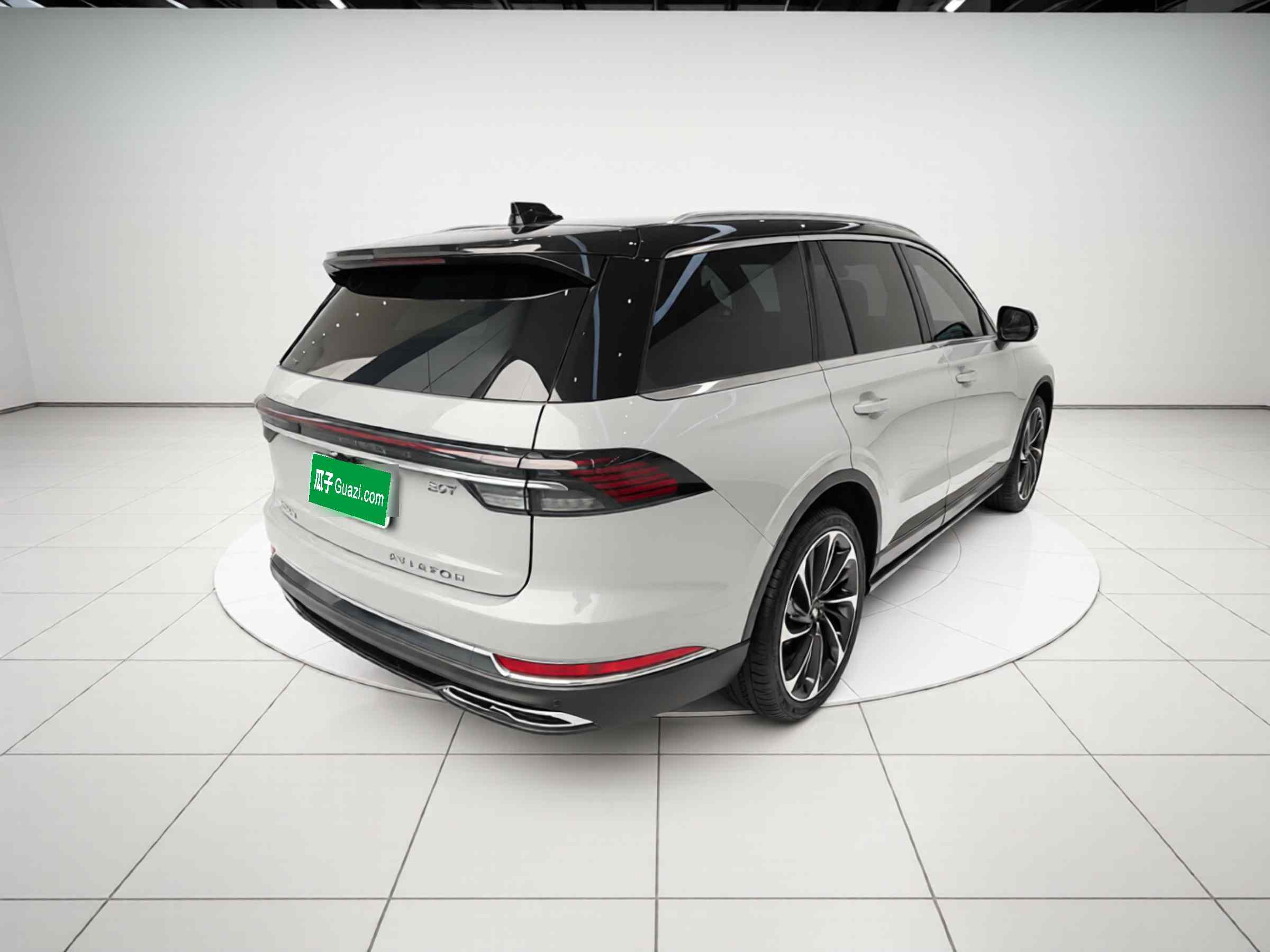 林肯 飞行家 2024款 3.0T V6 四驱奢雅版 六座(5)