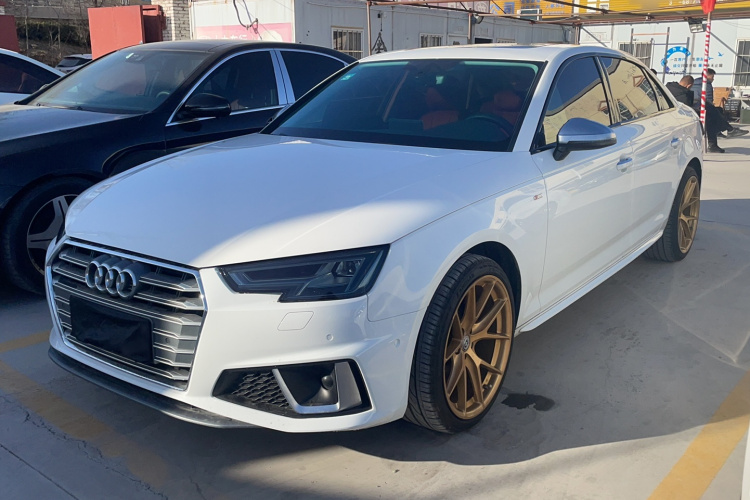 奥迪A4L 2019款 40 TFSI 时尚型 国V车身外观1