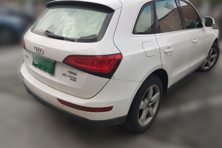 奥迪Q5 2013款 40 TFSI 舒适型车身外观6005