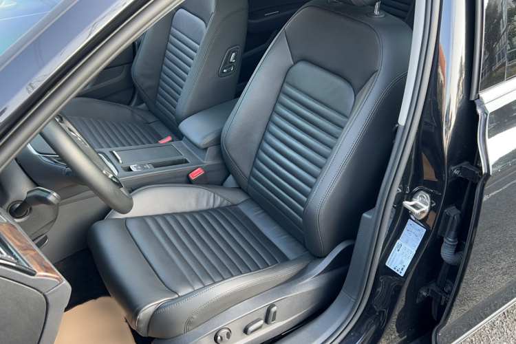 大众 迈腾 2019款 330TSI DSG 豪华型 国V局部细节19