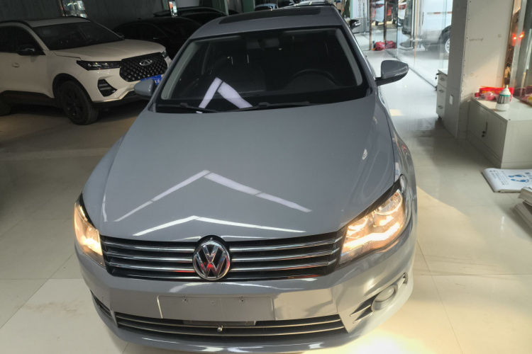 大众 宝来 2014款 1.6L 自动舒适型车身外观2