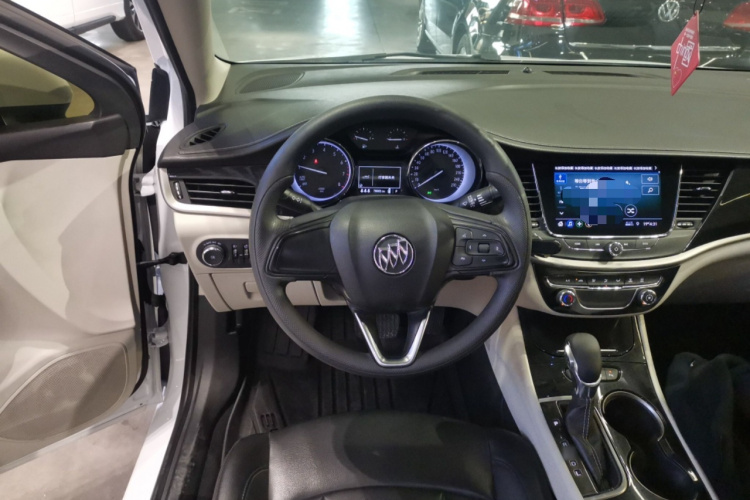 别克 威朗 2020款 15T 自动进取型中控内饰13