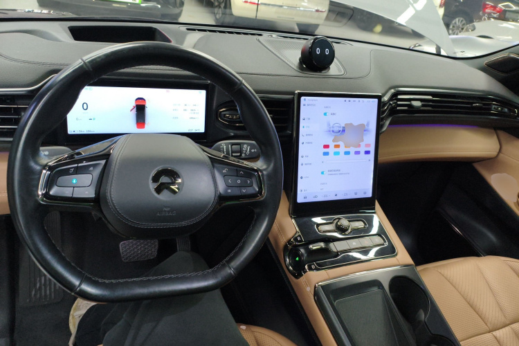 蔚来ES8 2020款 450KM 七座版中控内饰12