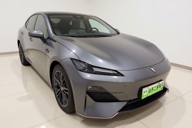 深蓝汽车 深蓝SL03 2022款 1.5L 1200增程版车身外观3