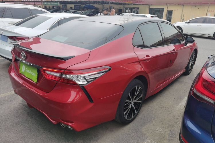 丰田 凯美瑞 2018款 2.5S 锋尚版车身外观7