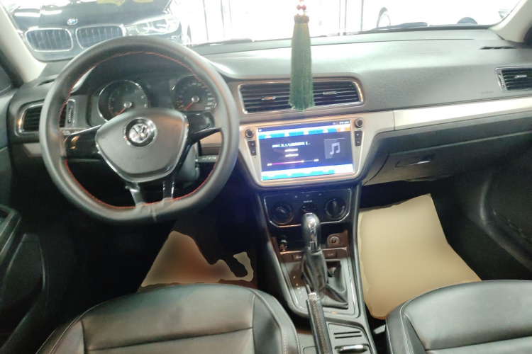 大众 朗行 2015款 230TSI DSG舒适版中控内饰12