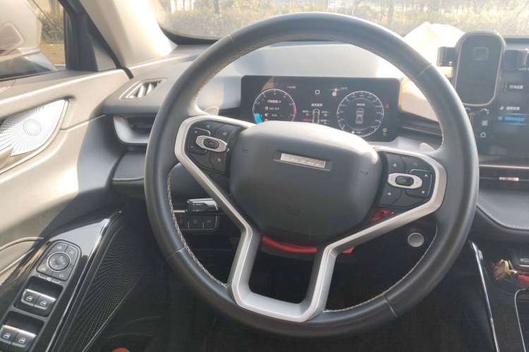 哈弗H6 2021款 第三代 1.5T 自动两驱Max中控内饰13