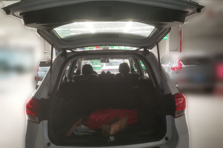 哈弗H6 2015款 升级版 1.5T 手动两驱精英型中控内饰23