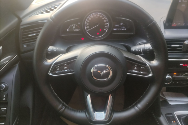 马自达CX-4 2021款 2.0L 自动两驱蓝天活力版中控内饰13