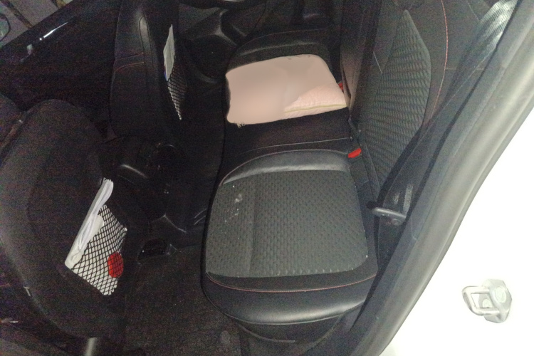 福特 福克斯 2020款 三厢 EcoBoost 180 自动ST Line中控内饰7002