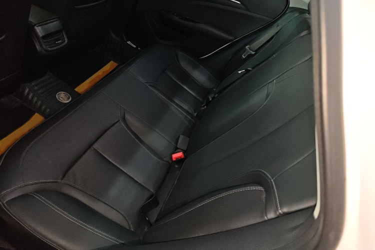 别克 英朗 2019款 18T 自动互联精英型 国V中控内饰7004