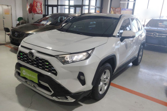 丰田 RAV4荣放 2021款 2.0L CVT两驱都市版