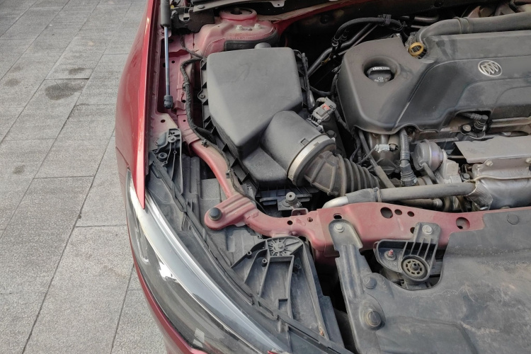 别克 君威 2017款 20T 豪华型局部细节9006