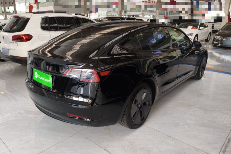 特斯拉 Model 3 2022款 后轮驱动版车身外观6005