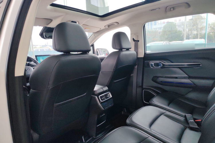 吉利汽车 豪越 2020款 1.8TD DCT旗舰型 7座中控内饰22
