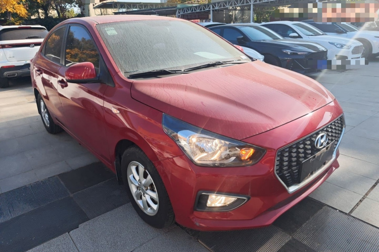 现代 瑞纳 2017款 1.4L 手动焕彩版 国V车身外观3