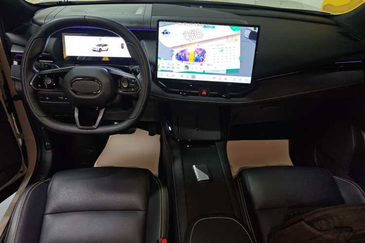 领克06 2025款 Renew 1.5T Halo中控内饰7002