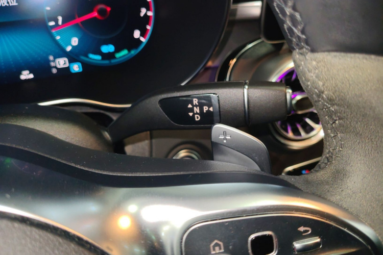 奔驰C级(进口) 2023款 C 260 轿跑车局部细节18