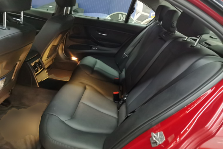 宝马3系 2017款 320Li M运动型中控内饰21