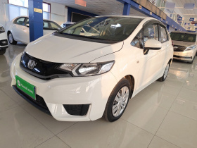 本田 飞度 2016款 1.5L LXS CVT舒适天窗版