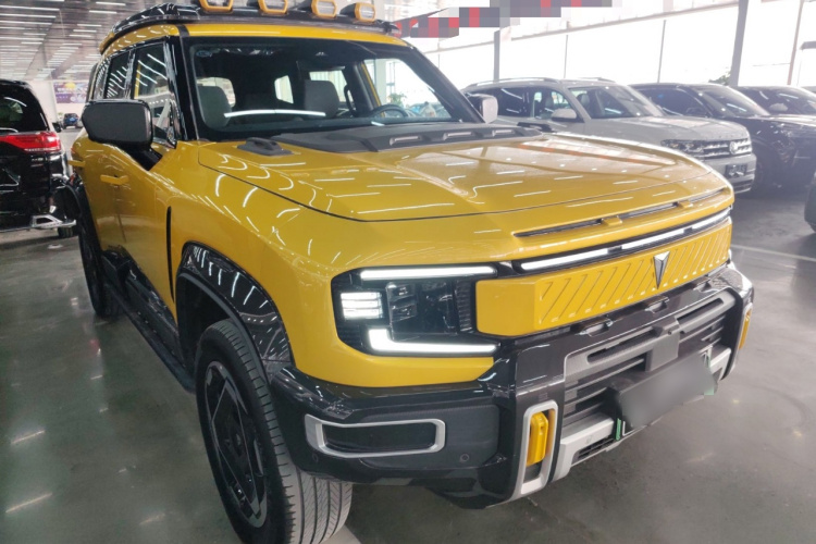 深蓝汽车 深蓝G318 2025款 无忧穿越版 四驱秘境版车身外观3