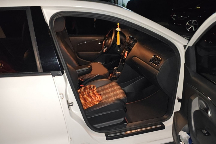 大众 Polo 2016款 1.4TSI GTI局部细节9005