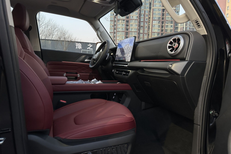 坦克300新能源 2025款 Hi4-T中控内饰7005