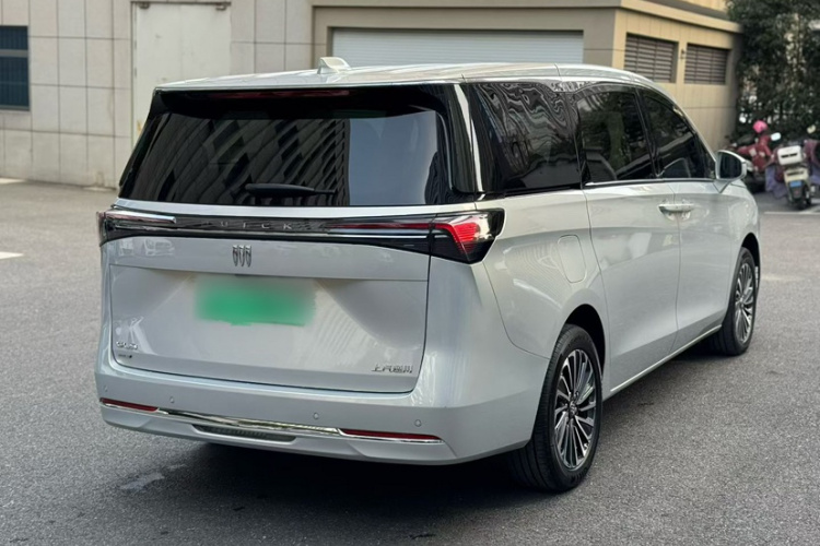 别克GL8新能源 2025款 陆尚 先享版 7座车身外观6002