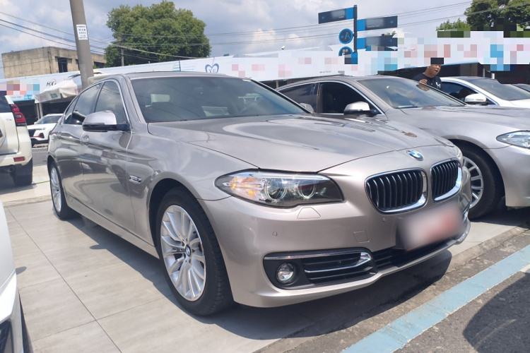 宝马5系 2017款 525Li 豪华设计套装车身外观6001