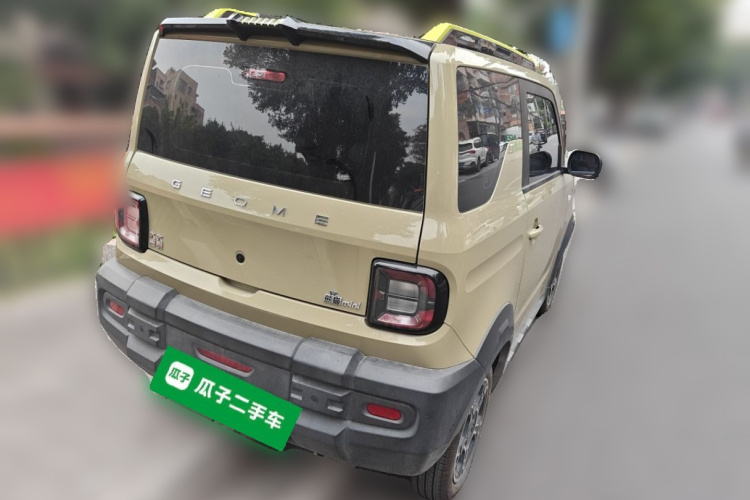 吉利银河 2025款 210km 熊猫骑士车身外观7