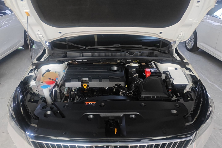 吉利汽车 帝豪 2022款 第4代 1.5L CVT尊贵型机舱底盘24