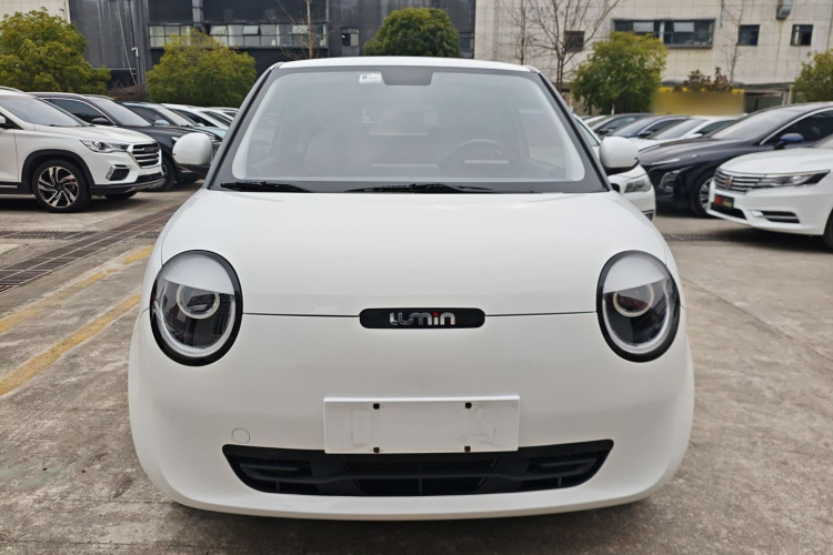 长安启源 长安Lumin 2022款 210km 香甜款车身外观2