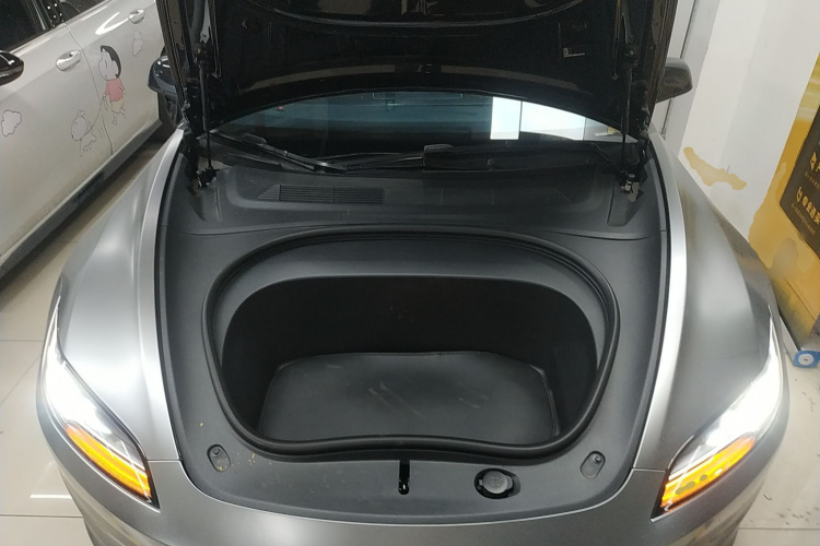 特斯拉 Model 3 2023款 后轮驱动版局部细节24