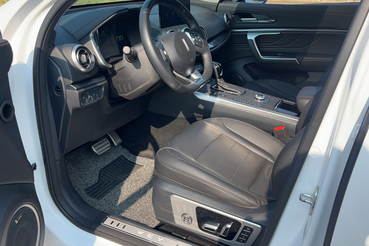 魏牌 VV5 2017款 2.0T 旗舰型中控内饰7003