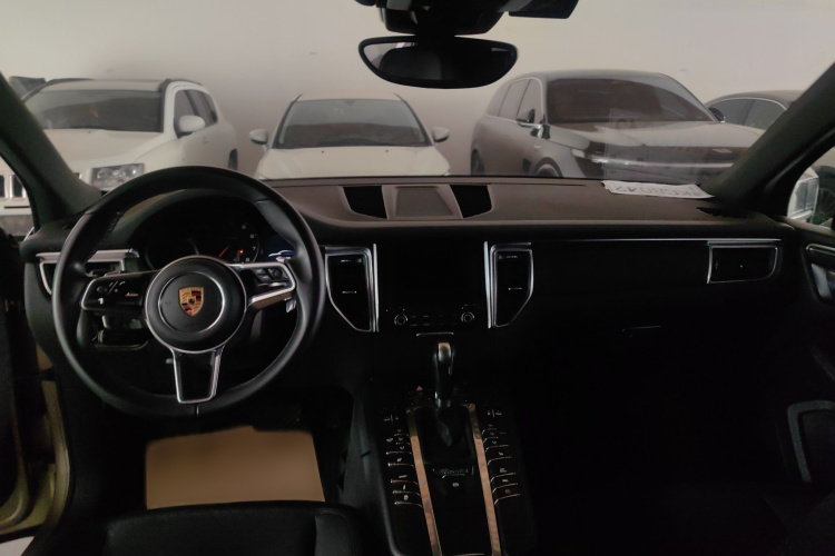 保时捷 2017款  Macan 2.0T中控内饰7003