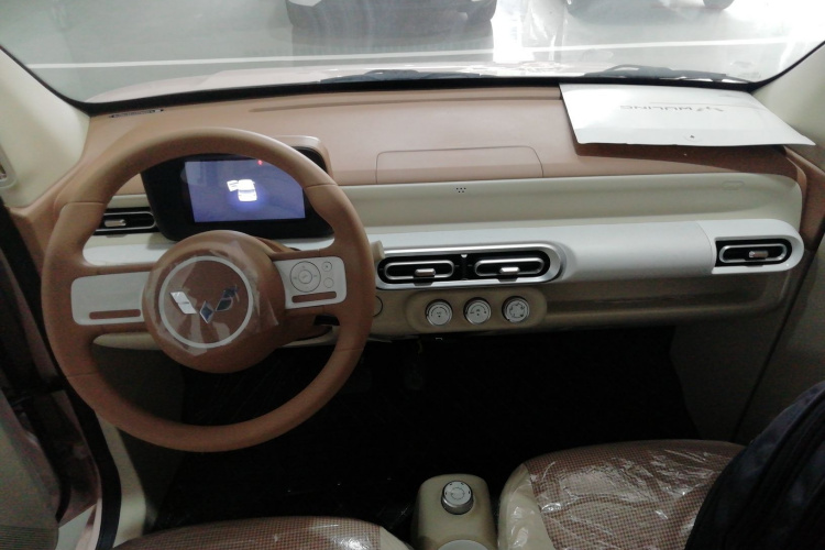 五菱汽车 宏光MINIEV 2024款 第三代 215km 青春版中控内饰12