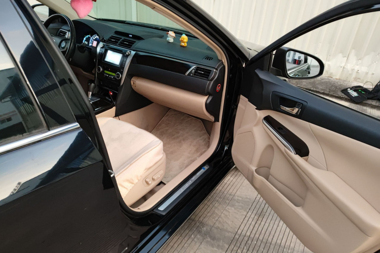 丰田 凯美瑞 2012款 尊瑞 2.5HG 豪华版局部细节9005