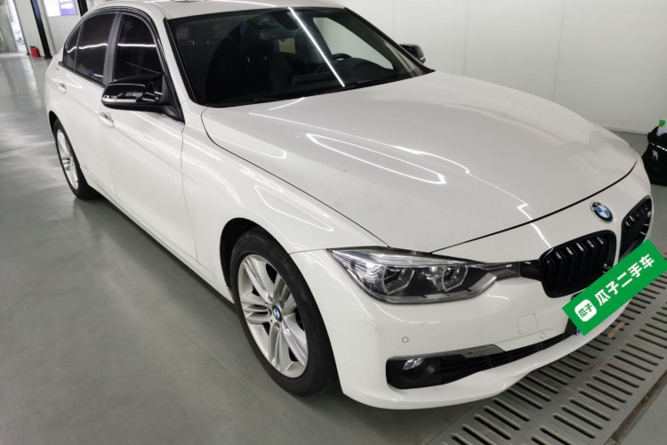 宝马3系 2016款 320Li 进取型车身外观3