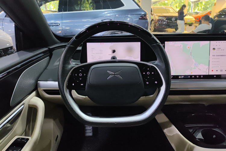 小鹏P7 2022款 625E中控内饰13