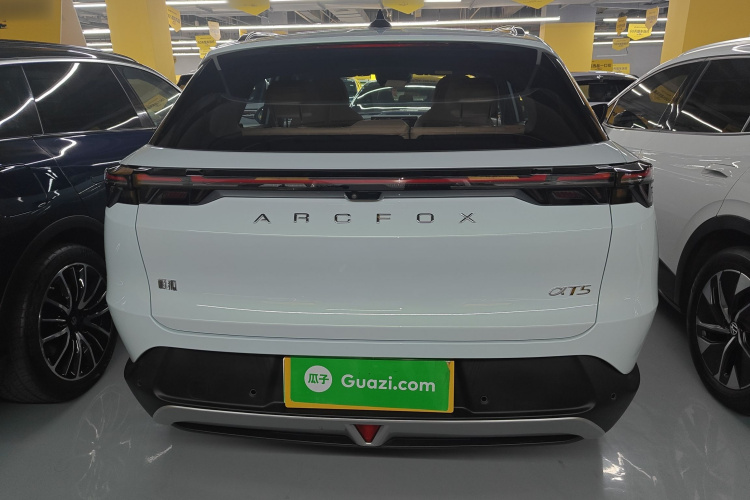 ARCFOX极狐 极狐 阿尔法T5(ARCFOX αT5) 2024款 660 MAX车身外观6004