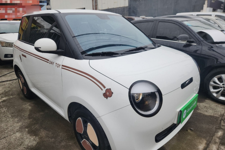 长安启源 长安Lumin 2022款 155km 清甜款车身外观3